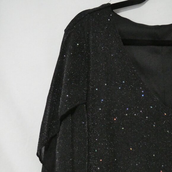 EARO | 1XL | Elegant Black Shimmer Knee Length Long Sleeve V-Neck Dress - Picture 3 of 16